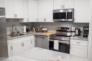 Family-Friendly Apartment Near Disney & Universal