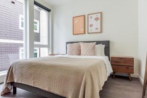 Blueground Northwest Bellevue view nr Bellevue Park SEA-902