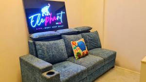 Elephant House - Heritage Hostel - Kashi Vishwanath Temple