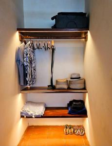 CaChueca Beach House with Pool, Roof and View