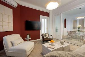 Refined 3BR Apartment - Balcony with Boulevard Views near Cismigiu