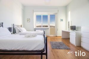 Beach 8M| 2BR| Parking by Tilo