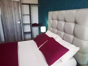 04 Magnífica habitación cerca CAS Consulado, Expo