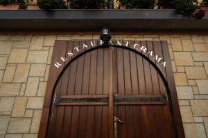 Pensiunea Carol Oglinzi