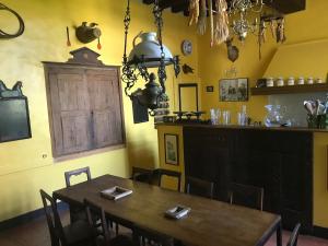 Chateau de Lassay - Charming castle for rent in Sarthe