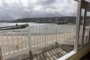 4 Wharf House The Wharf