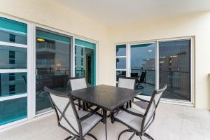 Crescent Condos By Beachside Management