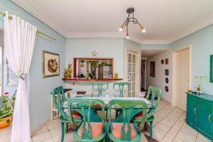 Beira mar pé na areia Barra Velha com Piscina