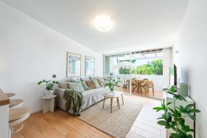 Renovated Sea View Apt 150m from El Cristo Beach