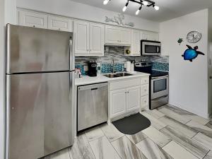 Kontiki Beach Resort #314