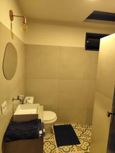 Casa com Quadra de Areia para 21 pessoas em Boracéia São Seba