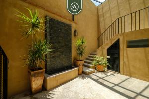 Amazing House in City Center - Rooftop - Skyline