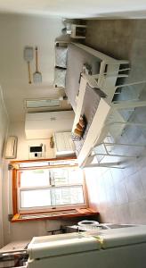 Elizabeths apartment1