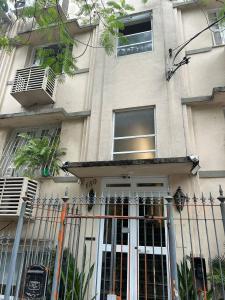 Estúdio na melhor rua do Leblon