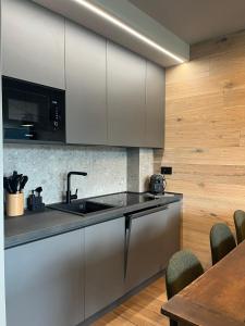 Casa dAlpe -Boutique apartment Chaberton view