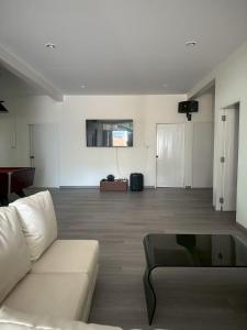 ชรินพูลวิลล่าบางแสน Aurora Villa Bangsaen natedee road