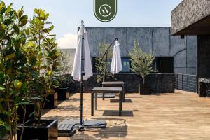 Centric 2 BR Condo - Gym - Open Air Cinema