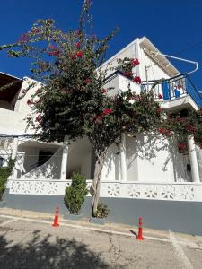 Cozy Corner Marmara Paros