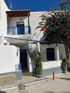 Cozy Corner Marmara Paros