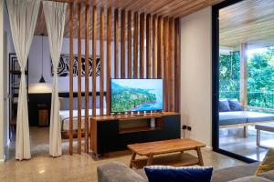 Casas Alba - 1 bedroom Loft private kitchen bathroom and terrace Malpais