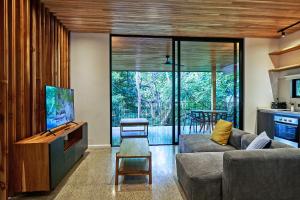 Casas Alba - 1 bedroom Loft private kitchen bathroom and terrace Malpais