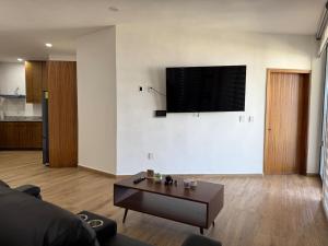 Depa con terraza panoramica al mar y la ciudad