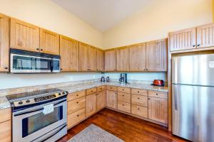 Base Camp One Penthouse 416C