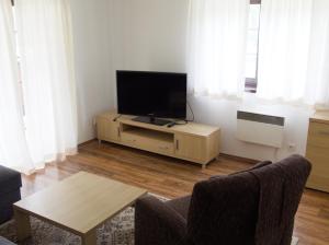 Apartmán s výhľadom na jazero Hrabovo, pri rezorte Malinô Brdo