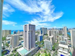 Two Amazing Views in One Spacious Condo Getaway