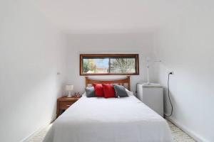 Lakeside Getaway Halekulani