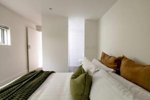 Chic Seddon Retreat Near the CBD