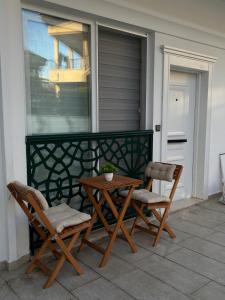 Bright Modern Flat - Pool & Garden Near Shops