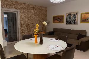 Suite Gravina + box auto privato