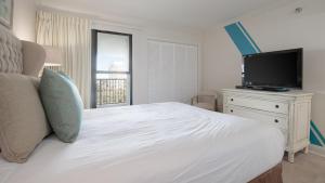 Beachside Two 4330