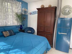 Tropical Classic Retro Florida, Private 2 bedroom Suite with Best Location