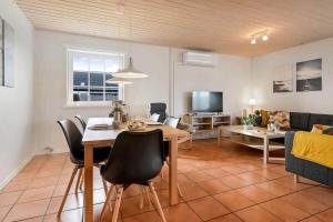 C11731-Hemmet-Jollen-1-st