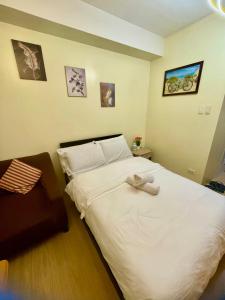 Mplace staycation in south triangle Quezon city