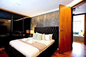 Luxurious 2 Bed Sloane Street Knightsbridge Flat