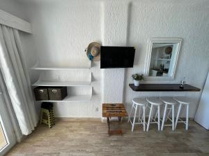 Stylish Suite with Beach Access