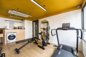 Modernos Studios no Brooklin com AC | Delfhy