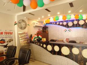 NEW RANOVATED Hotel Station View Opposite New Delhi Railway