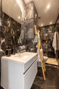 APGCI -Studio Élégant a 5 min du Stade Mohamed V