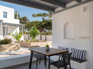 Paranthos Island Living