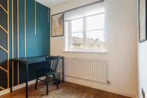 Spacious 4BR Home-Contractor Friendly-Pool Table