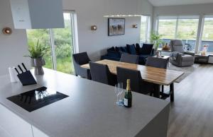 Luxury Villa in Golden Circle with hot tub