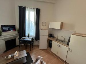 Studio lumineux au cœur du Luberon Parking gratui