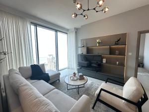 Royal suite at Liv marina views