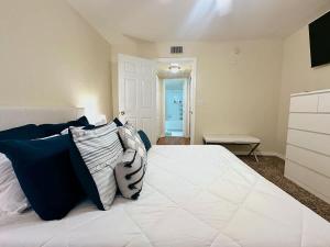 1B - 1B Apartment for 3 at Pembroke Pines