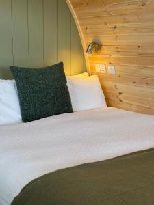 LUXURY POD - Hidden Hills Waterville Farm