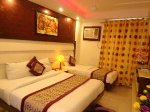 NEW RANOVATED Hotel Station View Opposite New Delhi Railway